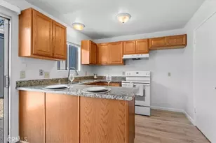 1181 E 22nd St, Marysville, CA 95901 - Photo 8