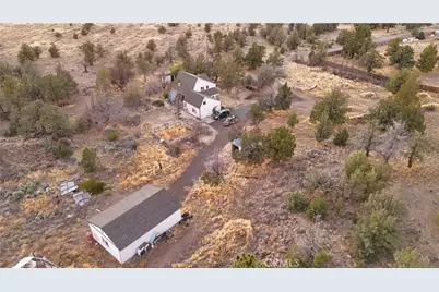 10410 County Hwy A-12, Montague, CA 96064 - Photo 12
