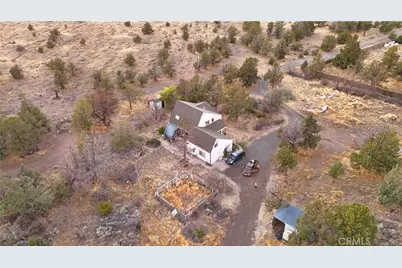 10410 County Hwy A-12, Montague, CA 96064 - Photo 2