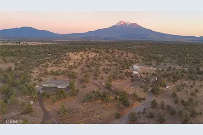 10410 County Hwy A-12, Montague, CA 96064 - Photo 8