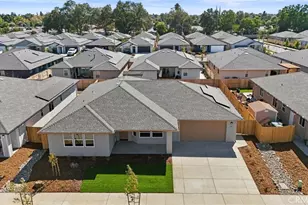 351 Bainbridge Pl, Chico, CA 95973 - Photo 2