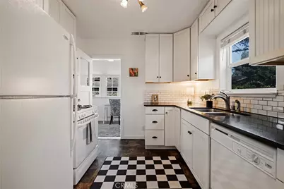 234 W 3rd Ave, Chico, CA 95926 - Photo 14