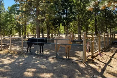 1121 Oak Valley Drive, Yreka, CA 96097 - Photo 56