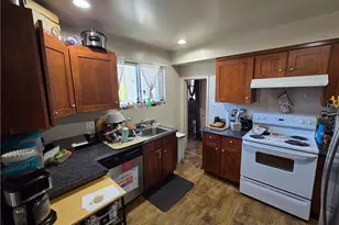 304 W Laurel St, Willows, CA 95988 - Photo 6