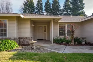 225 Crater Lake Dr, Chico, CA 95973 - Photo 4