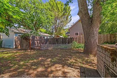 1617 Hemlock Street, Chico, CA 95928 - Photo 32