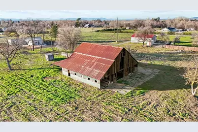 25245 2nd Avenue, Los Olivos, CA 96055 - Photo 38