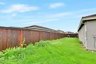 2064 Englebright Wy, Plumas Lake, CA 95961 - Photo 26