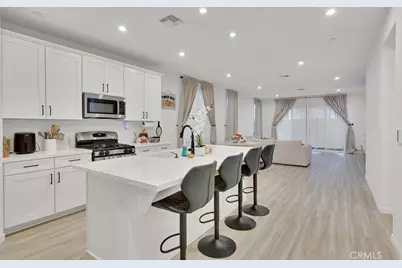 2064 Englebright Way, Plumas Lake, CA 95961 - Photo 8