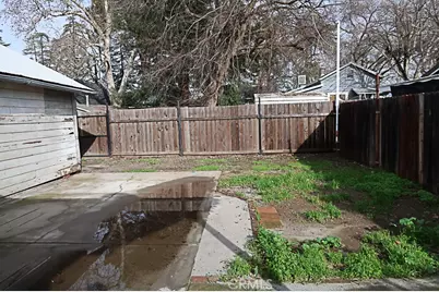 1239 Broadway Street, Chico, CA 95928 - Photo 32