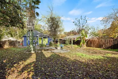 573 E 19th, Chico, CA 95928 - Photo 32