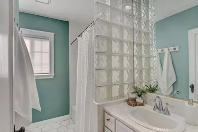 467 E 8th Avenue, Chico, CA 95926 - Photo 22