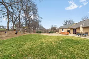 7420 Platinum Way, Redding, CA 96001 - Photo 38