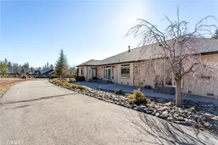 2620 Fryers Way, Mount Shasta, CA 96067 - Photo 32