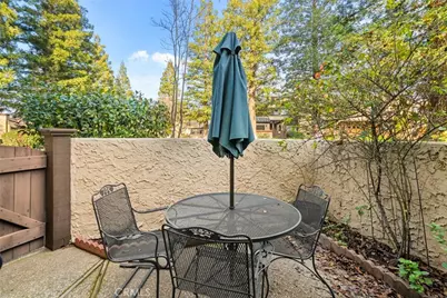 26 Sierra Lakeside Lane, Chico, CA 95928 - Photo 16