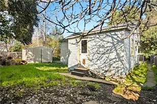 469 E 7th Ave, Chico, CA 95926 - Photo 16