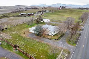 907 Ball Mountain Little Shasta, Montague, CA 96064 - Photo 4