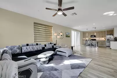 882 Kirkwood Court, Olivehurst, CA 95961 - Photo 8