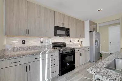 882 Kirkwood Court, Olivehurst, CA 95961 - Photo 16