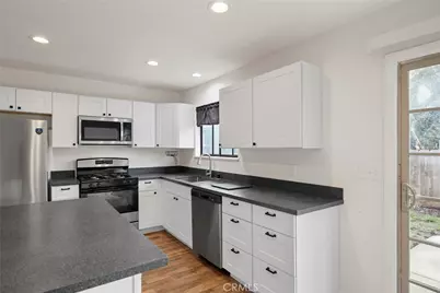 1385 E 10th, Chico, CA 95928 - Photo 14