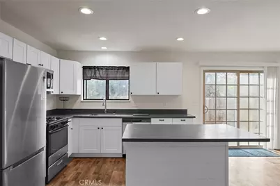 1385 E 10th, Chico, CA 95928 - Photo 10