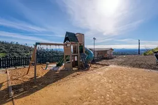 14091 Highview Trail, Redding, CA 96003 - Photo 54