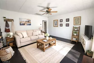 633 E Walnut St, Willows, CA 95988 - Photo 2