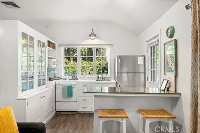 556 E 4th Street, Chico, CA 95928 - Photo 48