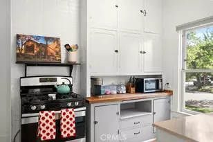 556 E 4th St, Chico, CA 95928 - Photo 22