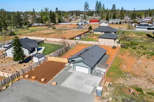 1647 Log Cabin, Paradise, CA 95969 - Photo 28