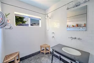 329 W 12th St, Chico, CA 95928 - Photo 6