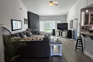 63 Glenbrook Ct, Chico, CA 95973 - Photo 2