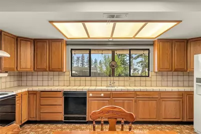 5586 Travis, Paradise, CA 95969 - Photo 8