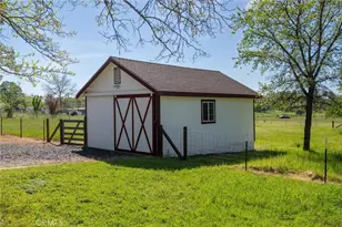 1139 12th St, Oroville, CA 95965 - Photo 8