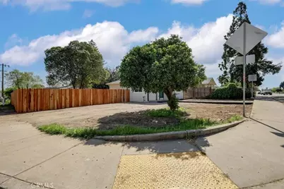 4745 Olivehurst Avenue, Olivehurst, CA 95961 - Photo 6