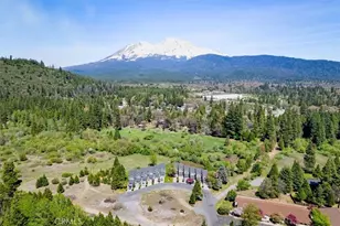 1422 Kingston, Mount Shasta, CA 96067 - Photo 4