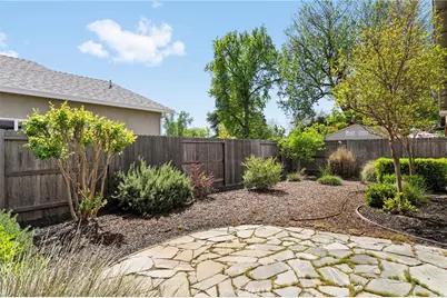 215 Danielson Lane, Chico, CA 95973 - Photo 8