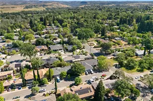 2 Summerwood Ct, Chico, CA 95926 - Photo 32
