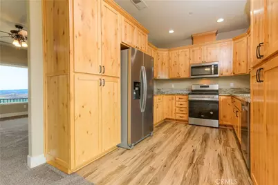 6092 Cliff Drive, Paradise, CA 95969 - Photo 12