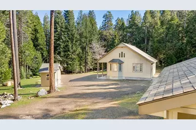 5022 Elderberry, Weed, CA 96094 - Photo 4