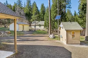 5022 Elderberry, Weed, CA 96094 - Photo 2