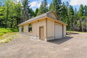 5022 Elderberry, Weed, CA 96094 - Photo 12