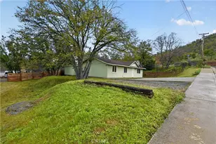 1120 Bluebird, Yreka, CA 96097 - Photo 2