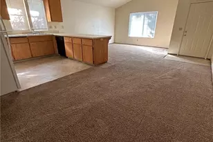 1020 W 4th St, Chico, CA 95928 - Photo 32