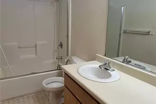1020 W 4th St, Chico, CA 95928 - Photo 10