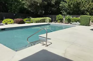 865 Woodmont Ct, Chico, CA 95926 - Photo 2