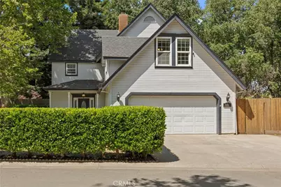 821 Victorian Park, Chico, CA 95926 - Photo 2