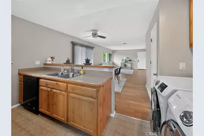 801 Sierra Vista Way Apt 44, Yreka, CA 96097 - Photo 30