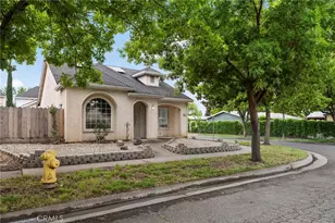2061 Rochester, Chico, CA 95928 - Photo 2