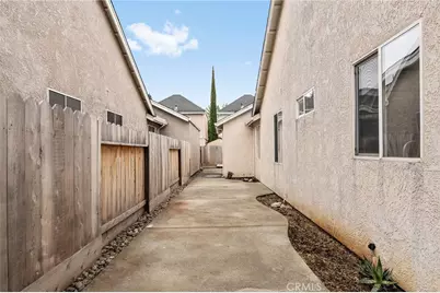 2061 Rochester, Chico, CA 95928 - Photo 28